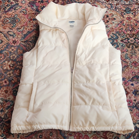 Old Navy Jackets & Blazers - Old Navy Fleece Lined Women's Ivory Puffer Vest